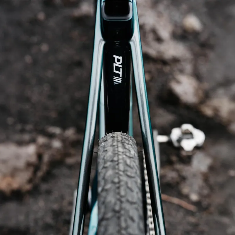 Basso Palta III GRX Di2 12x Galaxy Dream Bike Aurora Green Strato-2