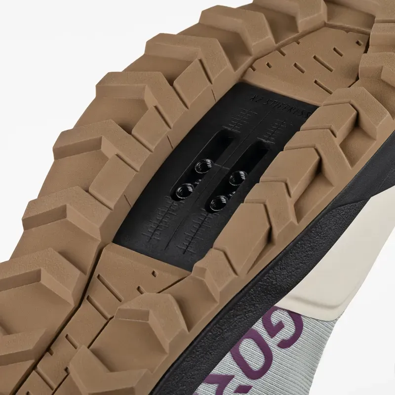 Fizik TERRA ERGO X2GTX CLIP ICE-GREY 45-5